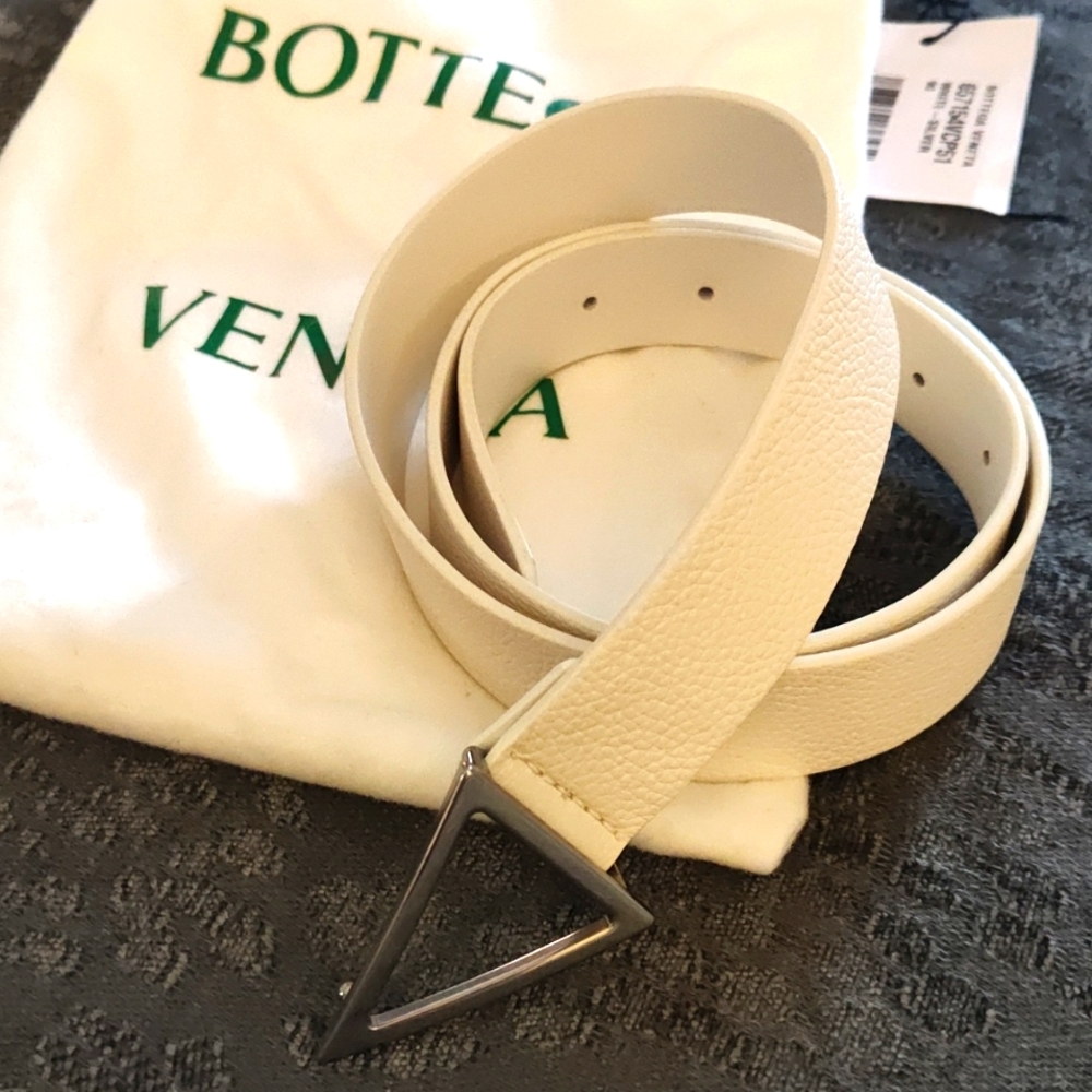 NWT Men's White Leather Belt